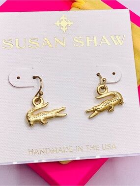 Susan Shaw Gold Alligator Drop Earrings